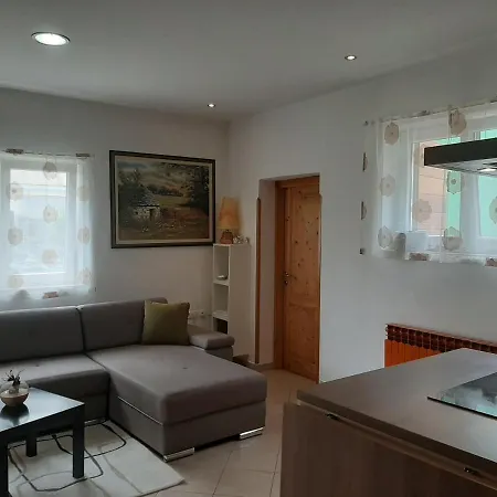Cozy Apartmant Fran Pula